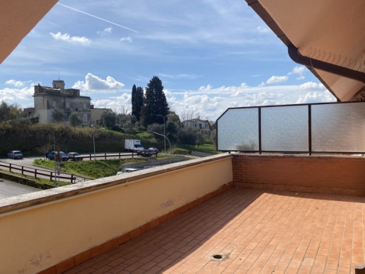 Panoramic apartment with large terrace - 11
