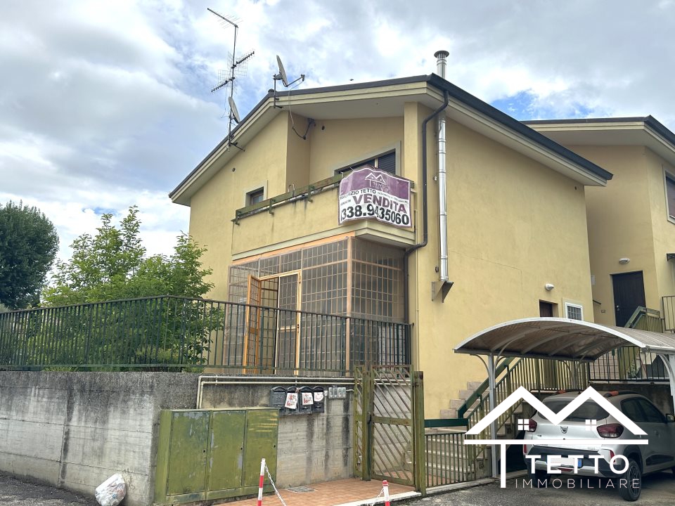appartamento in vendita a Poggio Mirteto in zona Poggio Mirteto Scalo